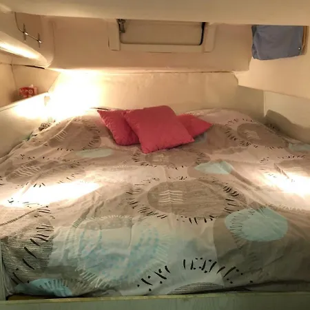 Lady L Bateau 10 Metres Jacuzzi *